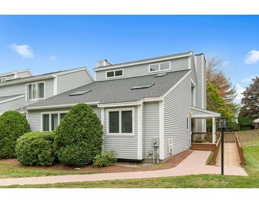 Property Photo: 124 Westview Drive 124 MA 01886