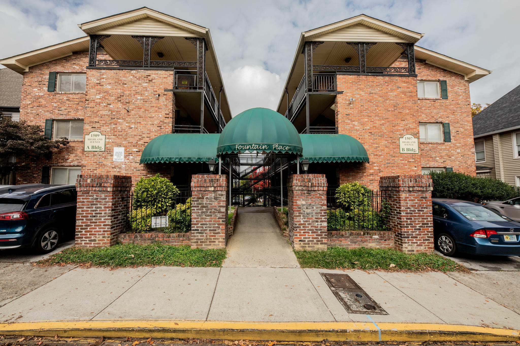 Property Photo:  1509 Highland Ave Apt A304  TN 37916 