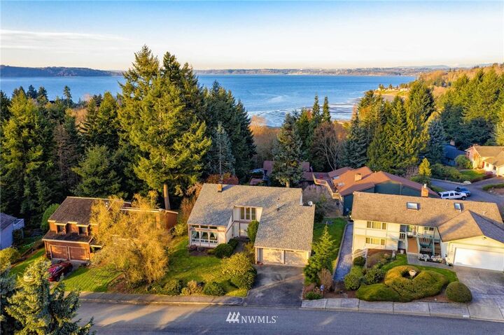 Property Photo:  4238 SW 314th Street  WA 98023 