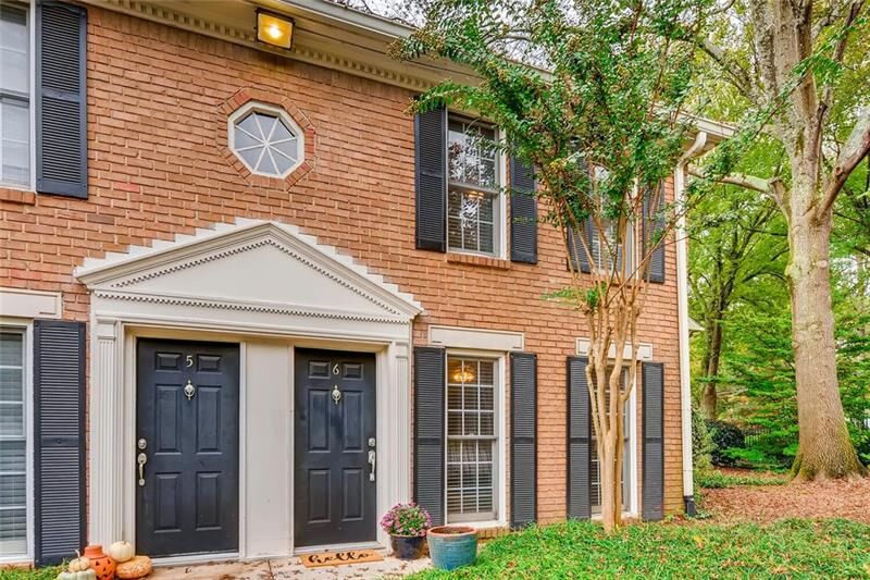 Property Photo: 1101 Collier Road NW C6 GA 30318