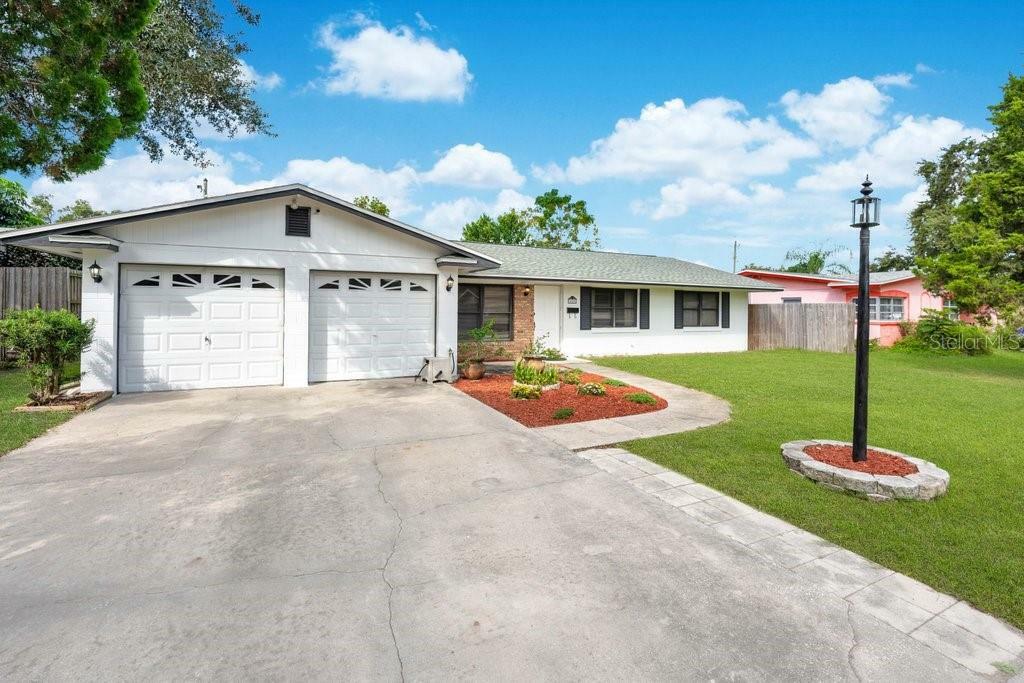 Property Photo:  4428 Fetrow Drive  FL 32812 