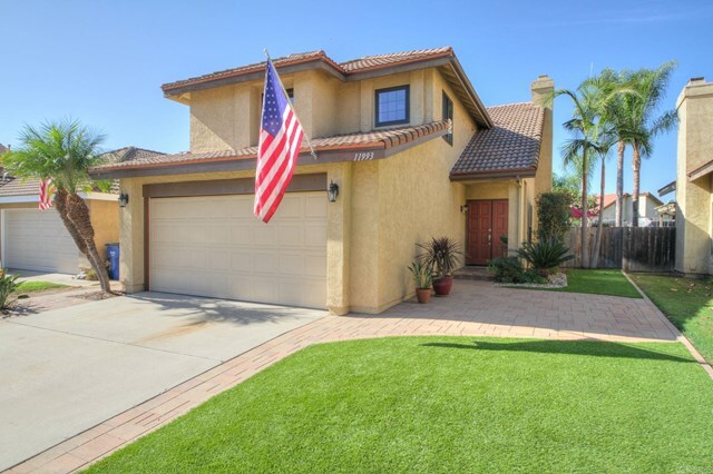 Property Photo:  11993 Calle Limonero  CA 92019 