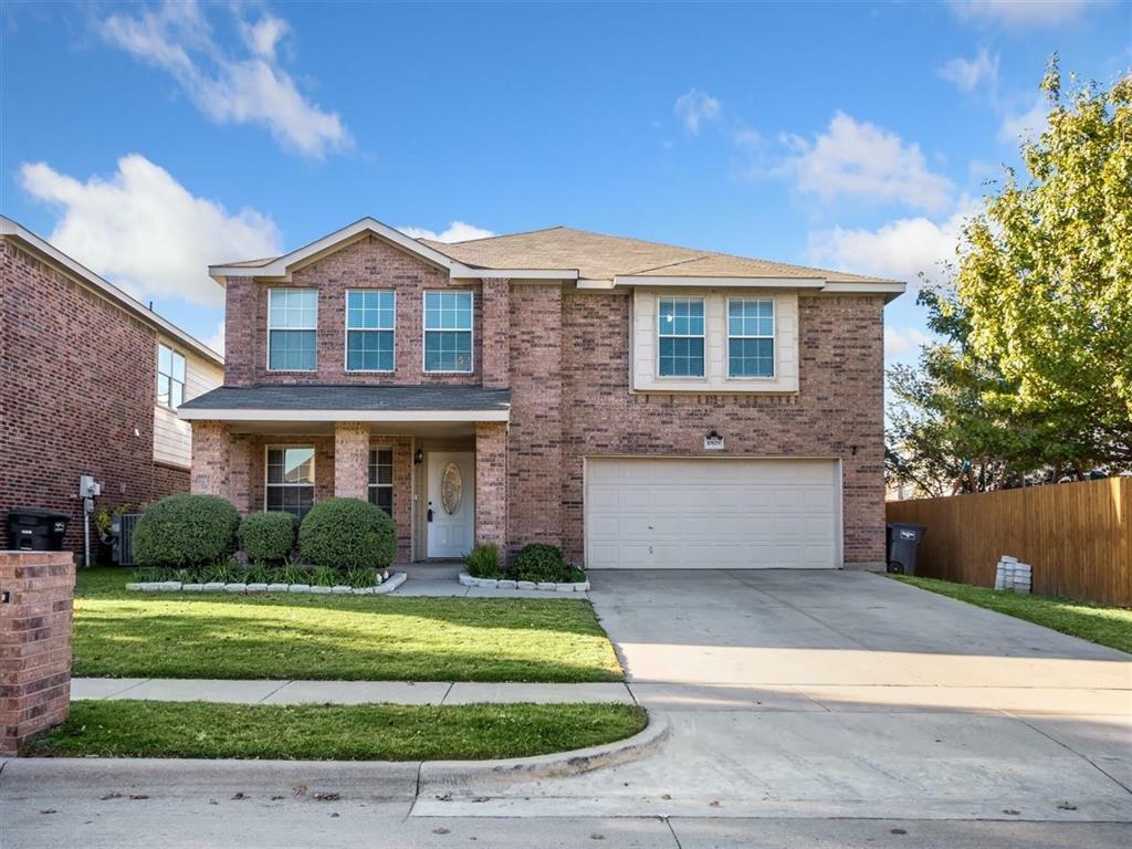 Property Photo: 10829 Devontree Drive TX 76052