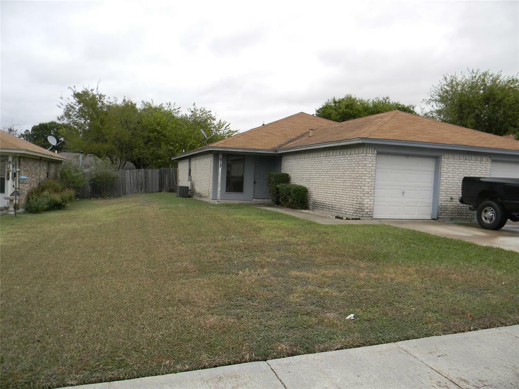 Property Photo:  817 White Rock Street  TX 76179 