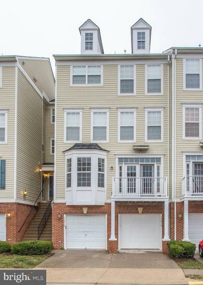 Property Photo:  13618 Salk Street 124  VA 20171 