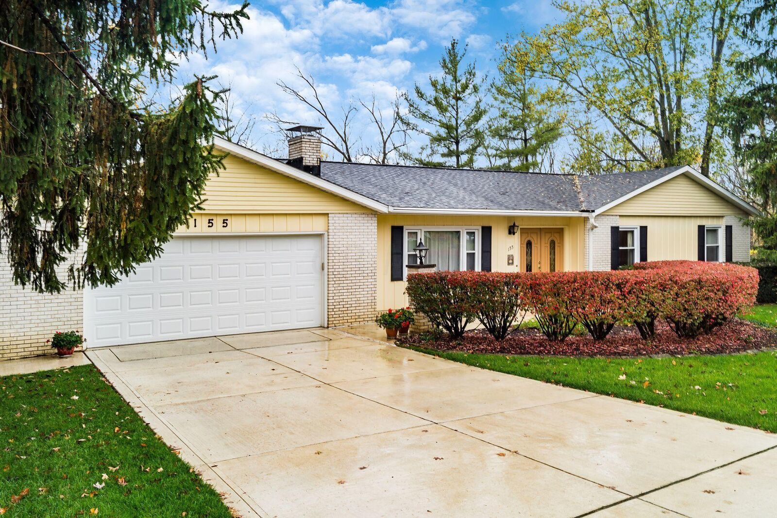Property Photo:  155 Hillside Drive  OH 43015