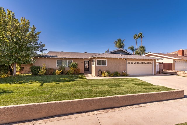 Property Photo:  3155 Paige Avenue  CA 93063 