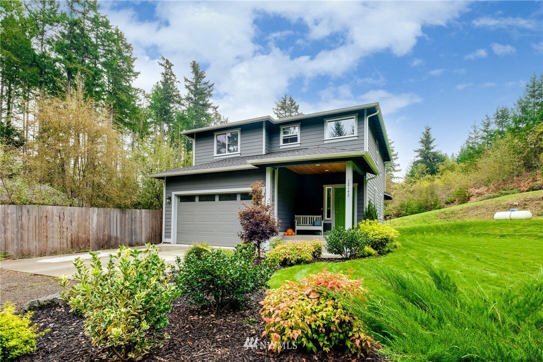 Property Photo:  12142 Wye Lake Boulevard SW  WA 98366 