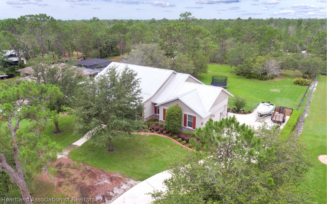 Property Photo:  5829 Golden Road  FL 33875 