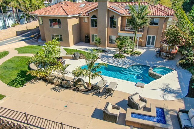 Property Photo: 1460 Hummingbird Lane CA 92084