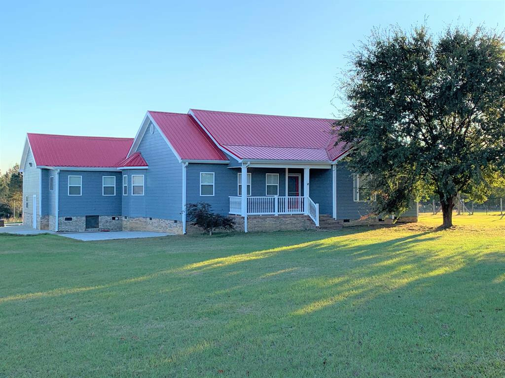 Property Photo:  176 Story Randall Road  GA 30824 