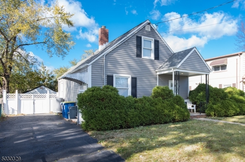 Property Photo:  19 N Adamsville Road  NJ 08876 