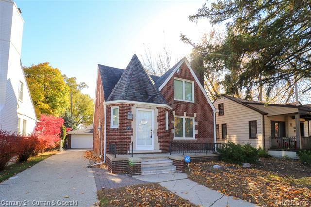 Property Photo:  22727 Wellington Street  MI 48124 