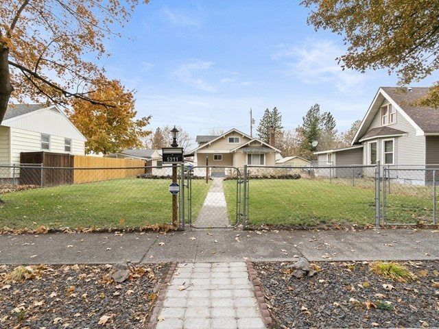 Property Photo:  5311 N Lincoln St  WA 99218-5331 