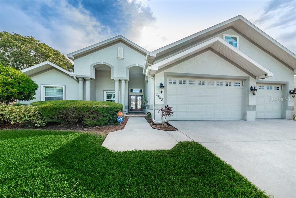 Property Photo:  3452 Foxhall Drive  FL 34691 