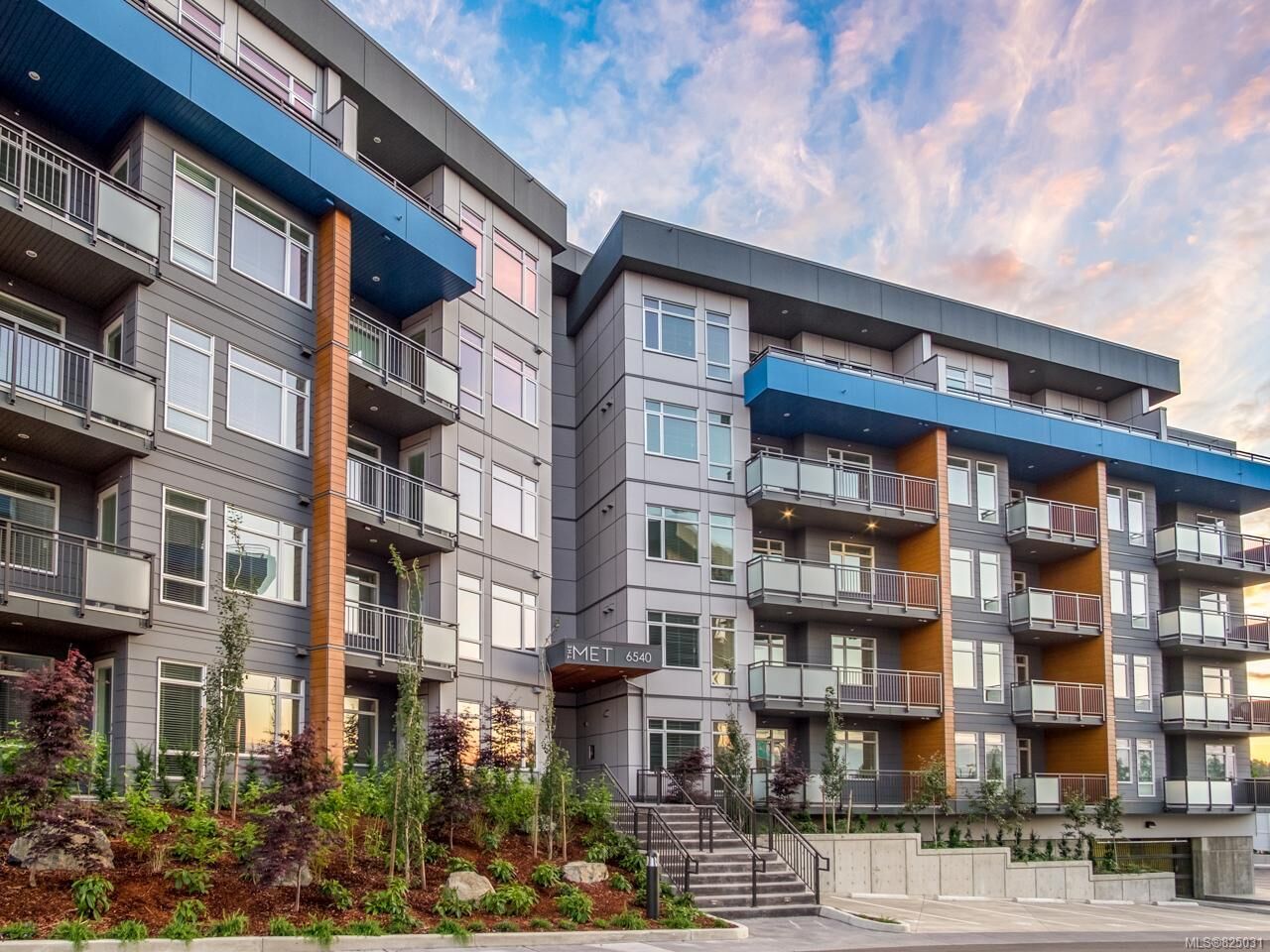 Property Photo: 6540 Metral Dr 110 BC V9T 2L8