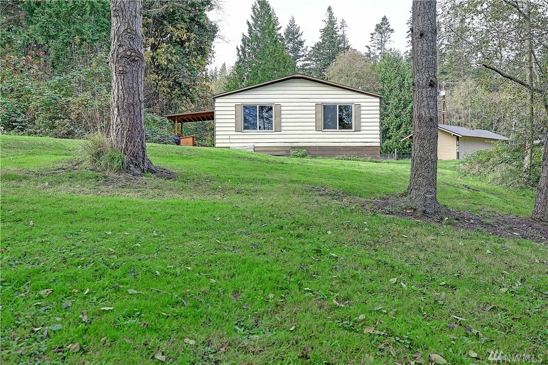 Property Photo:  1495 Lake Drive  WA 98282 