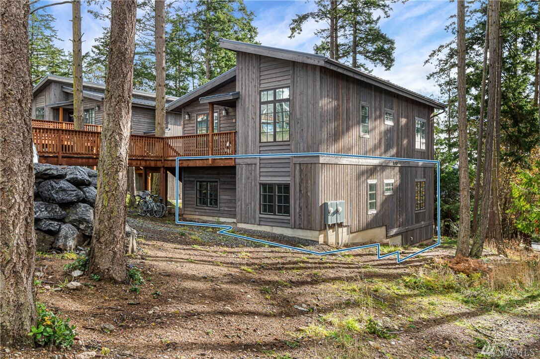 Property Photo:  563 Finnegan Ridge 1  WA 98250 