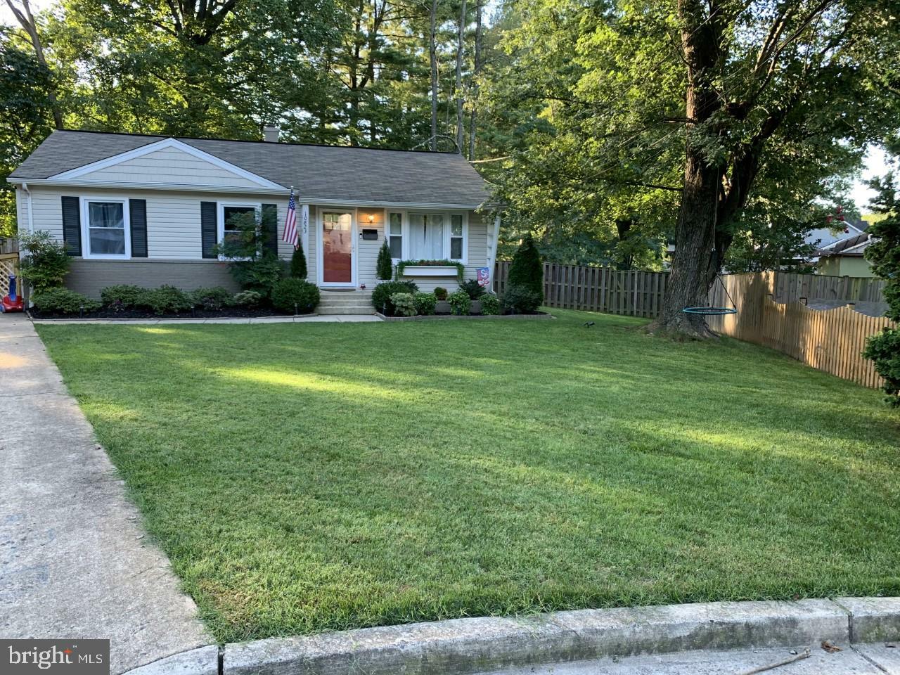 Property Photo:  10823 Woodhaven Court  VA 22030 