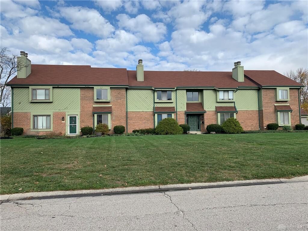 Property Photo: 1047 Beryl Trail OH 45459