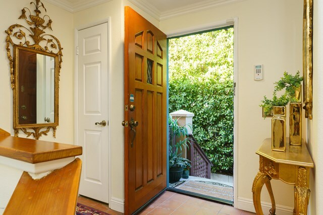 Property Photo: 482 S Madison Avenue 4 CA 91101