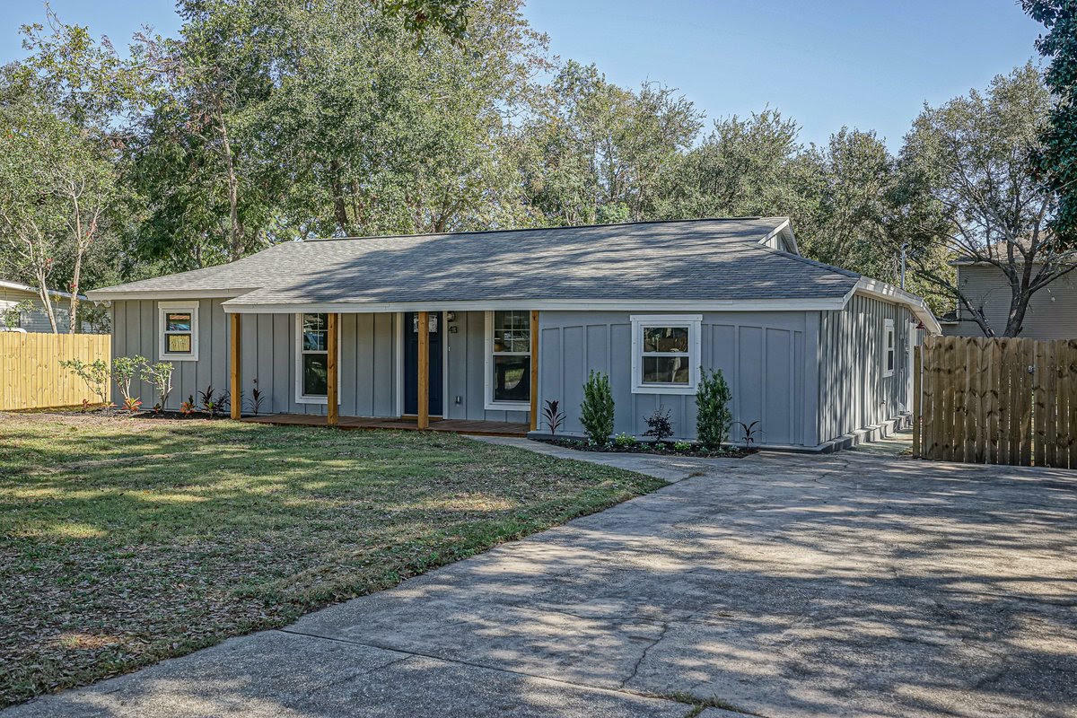 Property Photo:  43 NW Cape Drive  FL 32548 