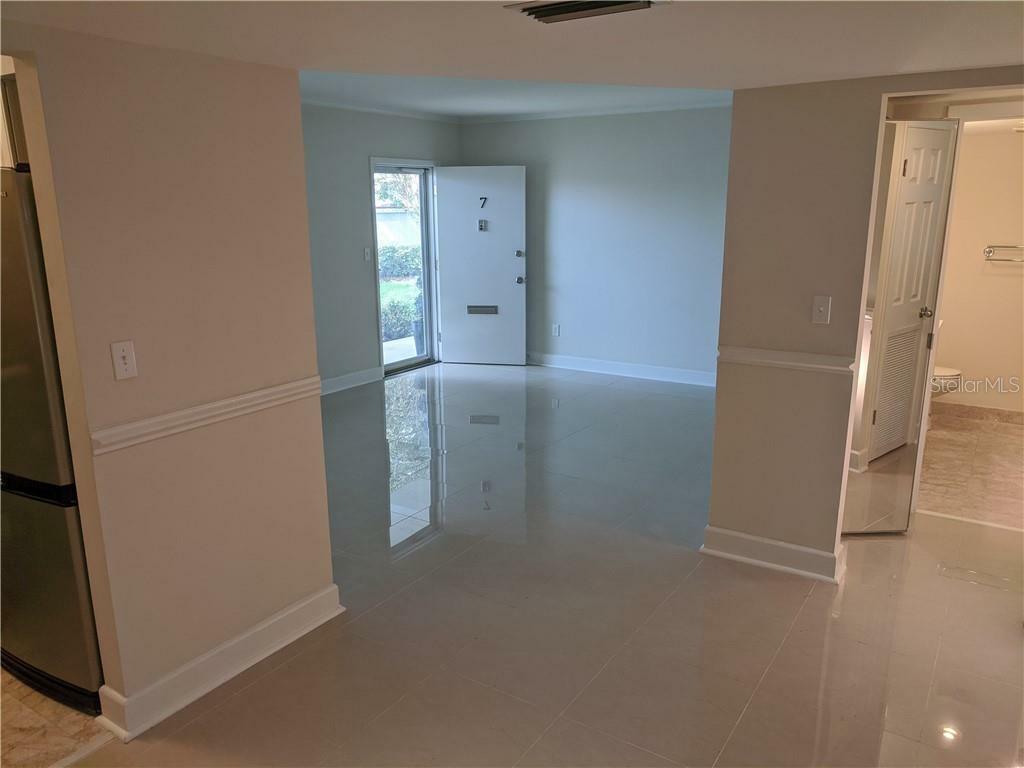 Property Photo:  1140 S Orlando Avenue 7  FL 32751 