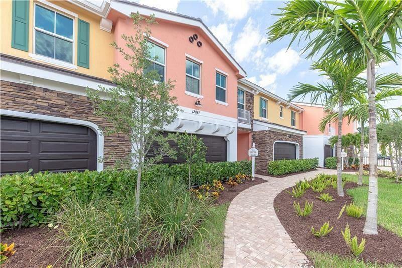 Property Photo: 12917 Trevi Isle Drive 33 FL 33418
