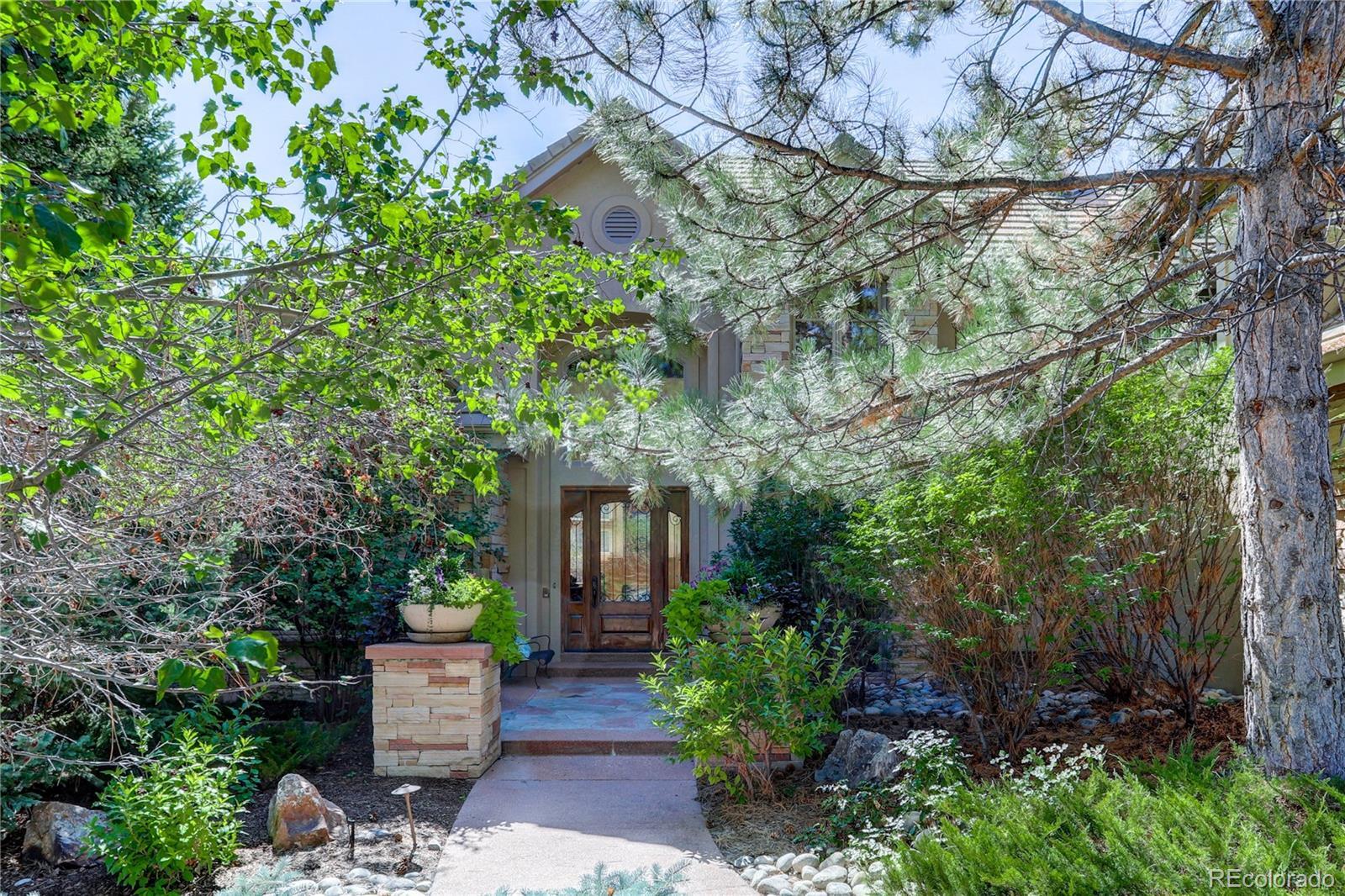 Property Photo: 162 Glengarry Place CO 80108