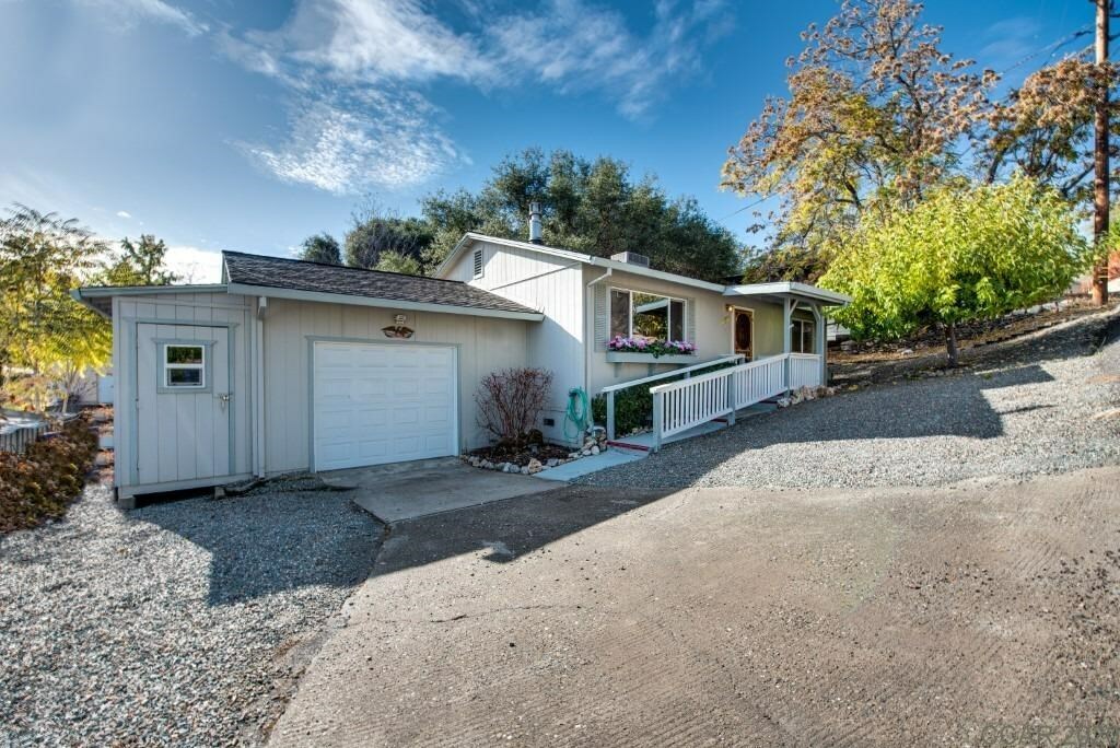 Property Photo:  1171 Minna Street  CA 95222 