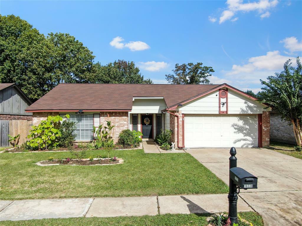 Property Photo:  16338 Pebbleglen Drive  TX 77095 