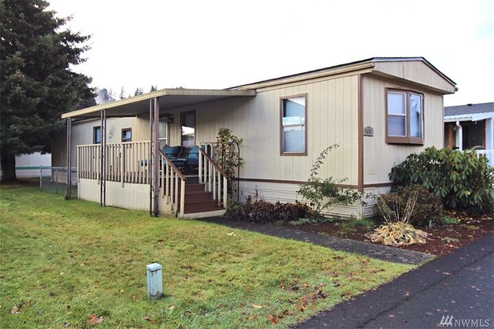Property Photo:  2410 Nightingale Lane  WA 98626 
