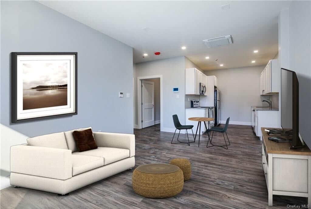 Property Photo: 11 Washington Place E 5 NY 10603