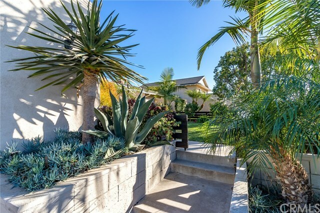 Property Photo:  20782 Alicante Lane  CA 92646 