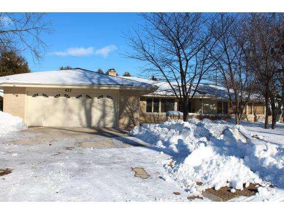 Property Photo:  622 E Lindbergh St  WI 54911-2836 