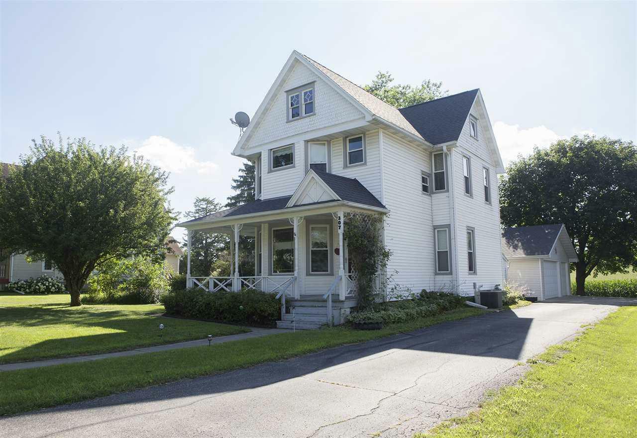 Property Photo:  307 North Main St  WI 53531 