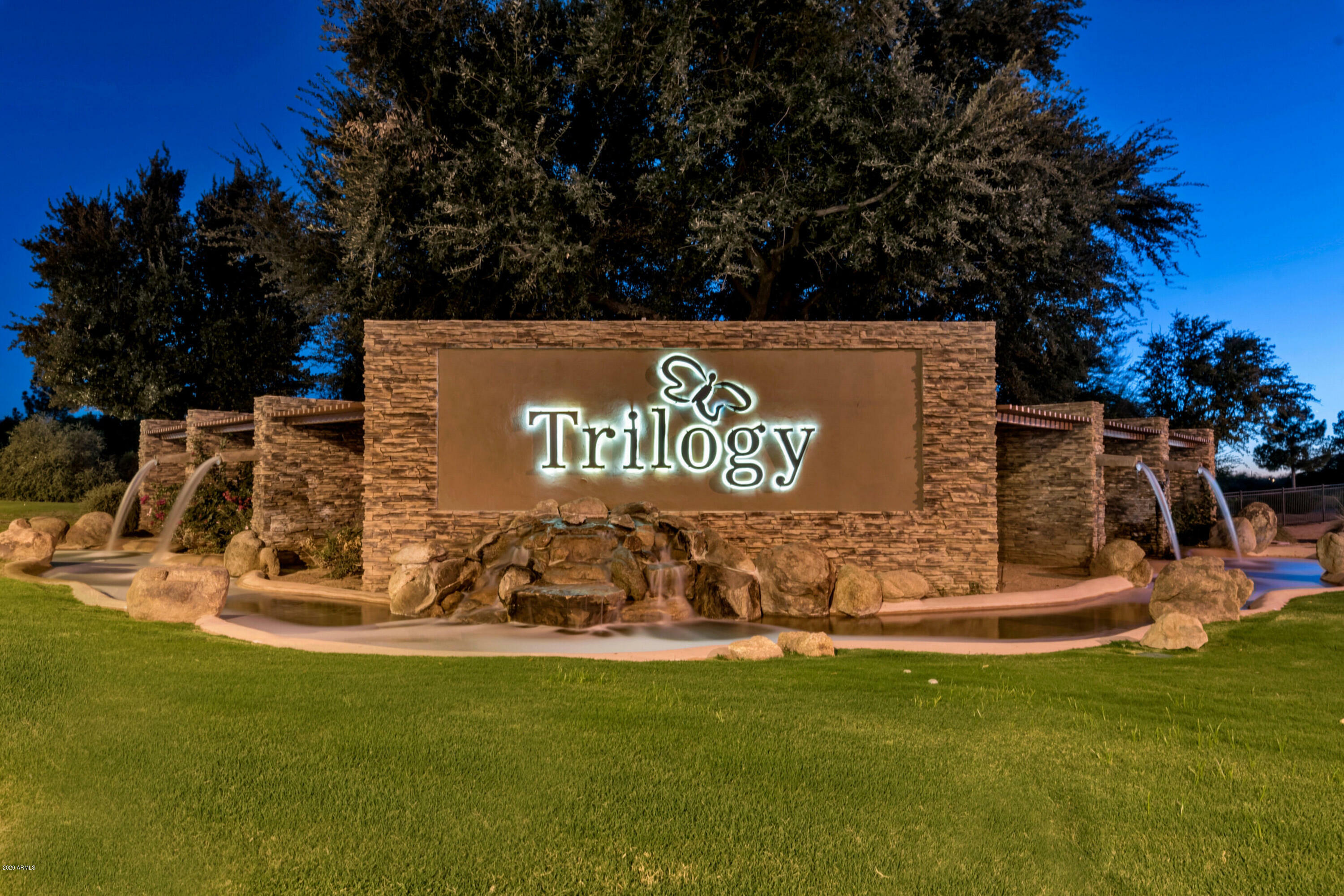 Property Photo:  4503 E Sycamore Drive  AZ 85298 