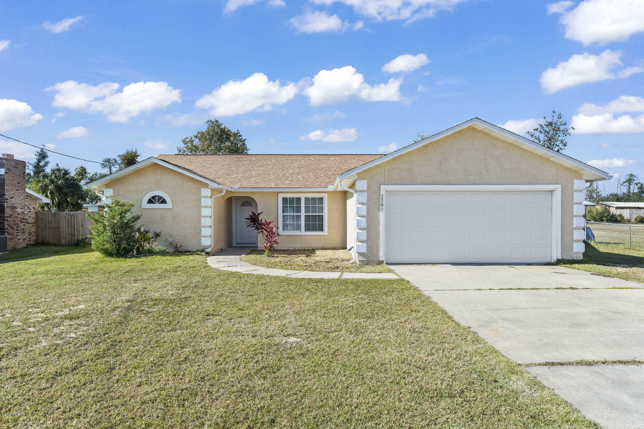 Property Photo:  5301 Thornton Lane  FL 32404 