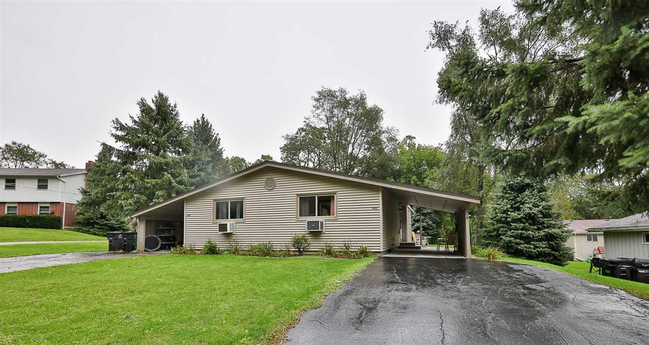 Property Photo: 884-886 Chapel St WI 53563