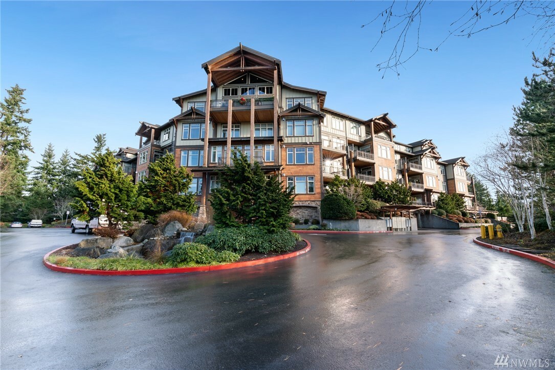 Property Photo:  11801 Harbour Pointe Blvd 413  WA 98275 