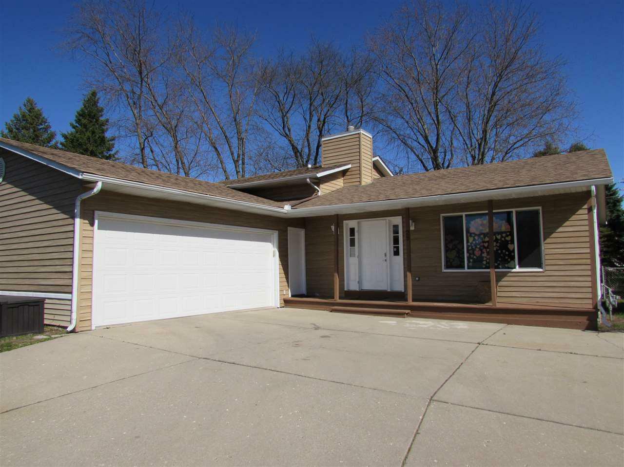 Property Photo:  29 Sauk Ct  WI 53545 