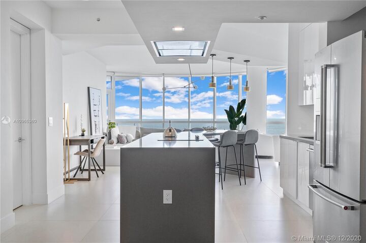 6301 Collins Ave Lph3  Miami Beach FL 33141 photo