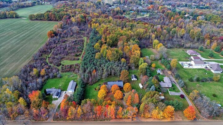 9654 Beardslee Road  Perry MI 48872 photo