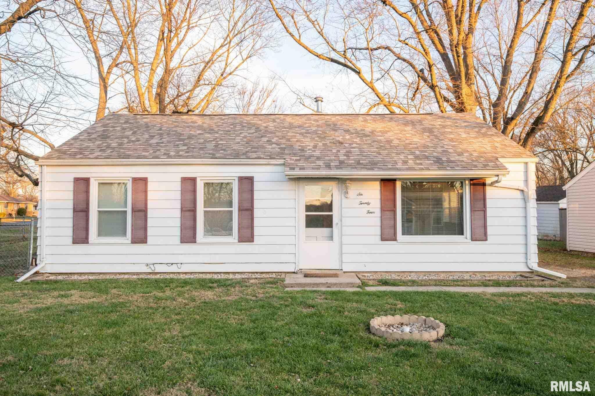 Property Photo:  624 N Rohmann  IL 61604 