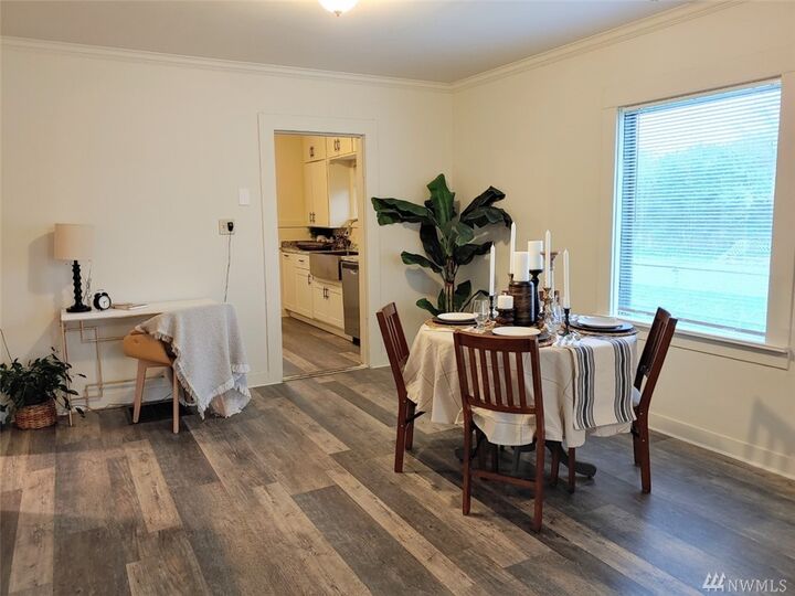 Property Photo:  1319 W 2nd St  WA 98520 