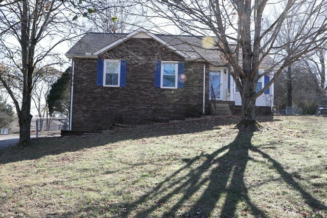 Property Photo:  1390 William Suiters Ln  TN 37042 