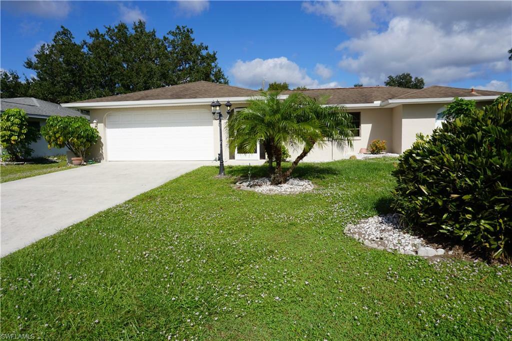 Property Photo:  560 Lakehurst Avenue NW  FL 33952 