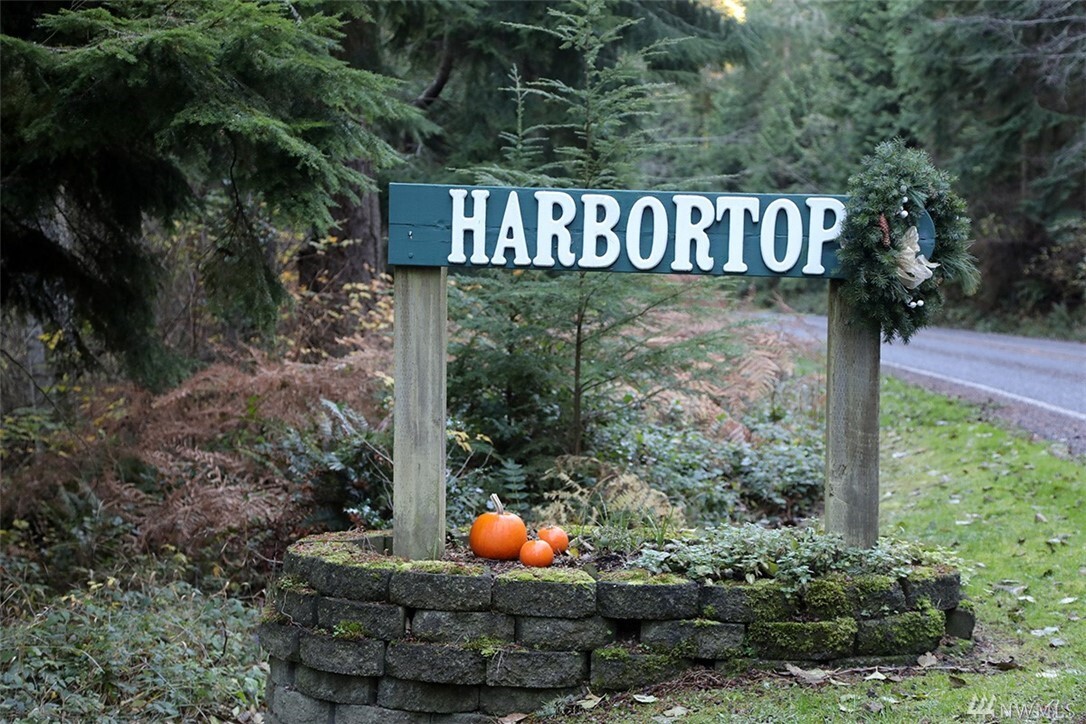 Property Photo: 3787 Resort Rd WA 98253