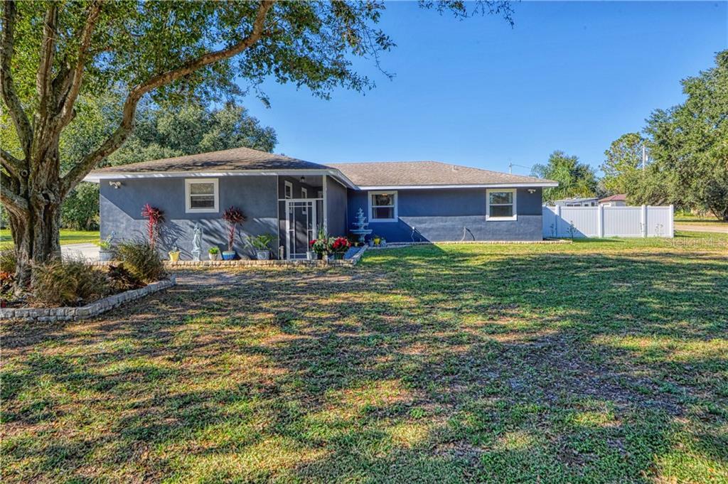 Property Photo:  33425 Picciola Drive  FL 34731 