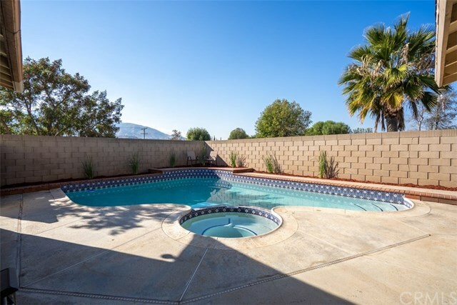 Property Photo:  2091 Ridgeview  CA 92882 